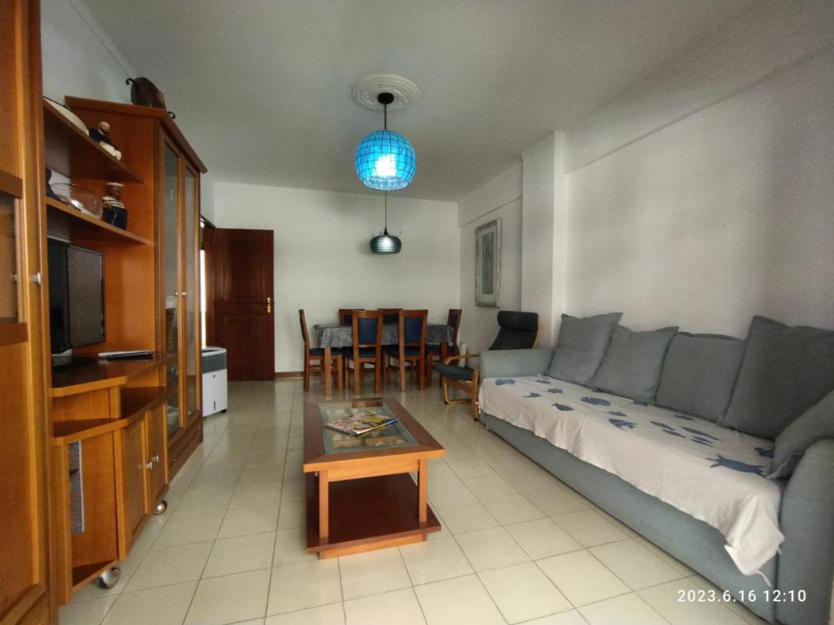 Cozy Apartment In Quarteira Extérieur photo